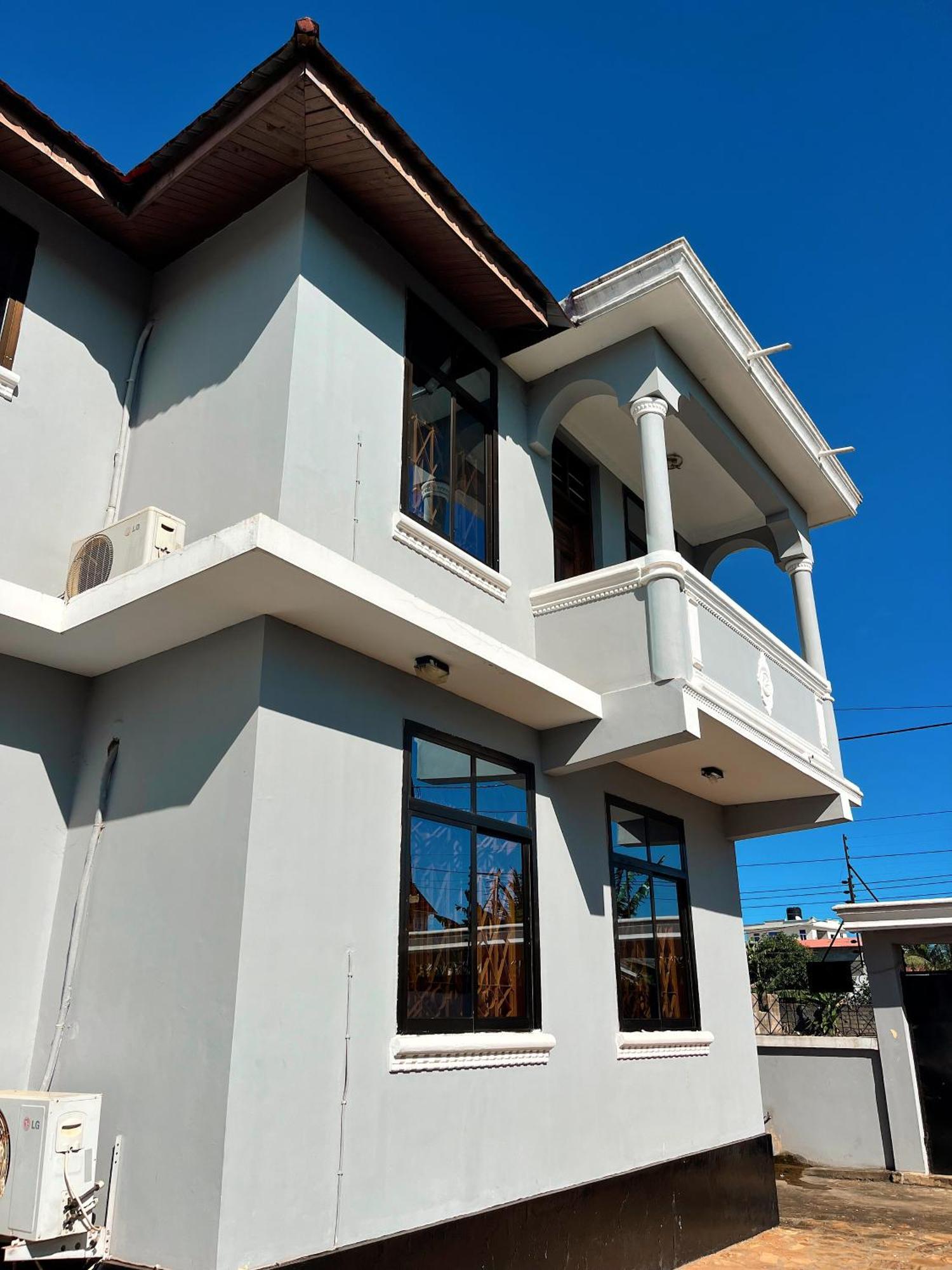 Privatunterkunft Tunu Homestay And Sansibar